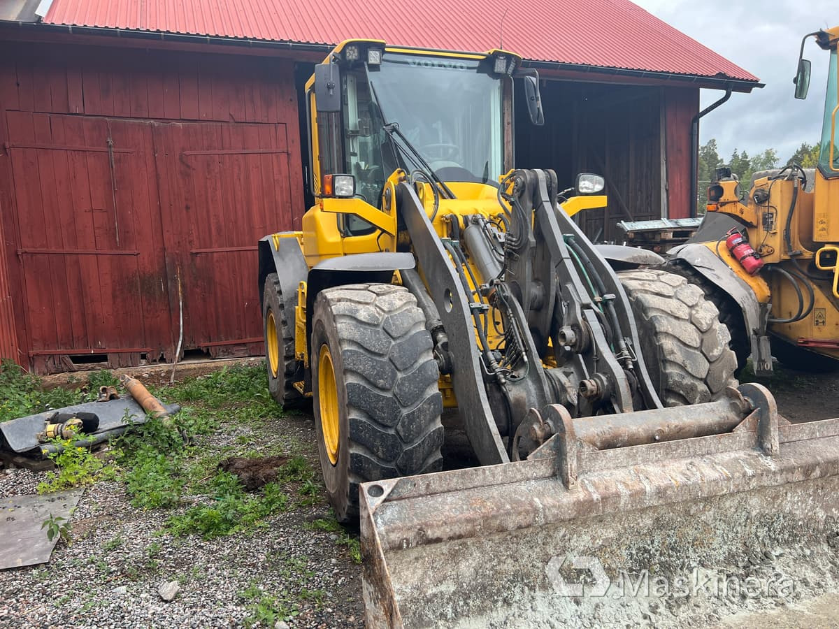 Hjullastare Volvo L60F - Carregadeira de rodas: foto 3 Hjullastare Volvo L60F - Carregadeira de rodas: foto 3