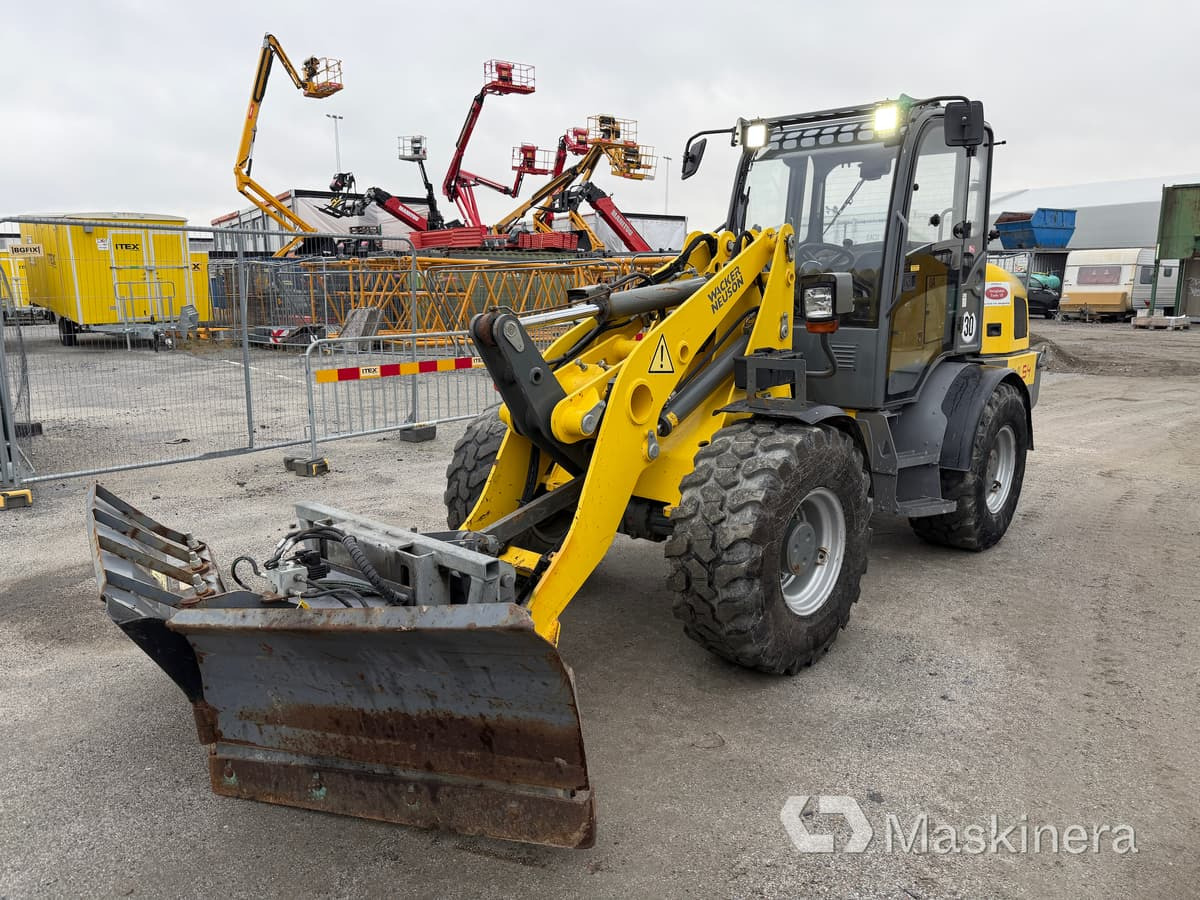 Hjullastare Wacker Neuson WL 54 med redskap - Carregadeira de rodas: foto 1 Hjullastare Wacker Neuson WL 54 med redskap - Carregadeira de rodas: foto 1
