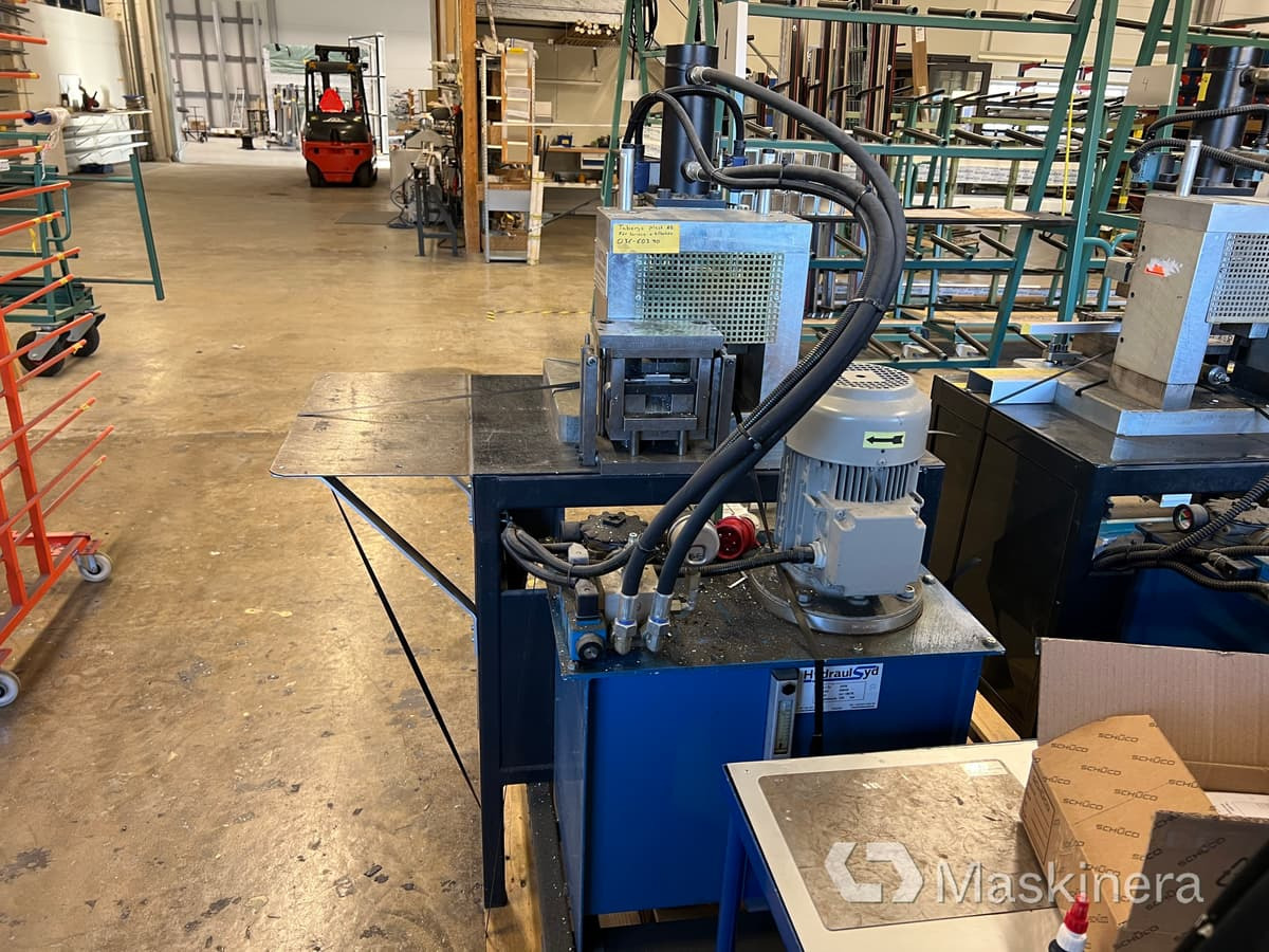 Hydraulisk press Santas Mekaniska DS88 - Prensa dobradeira: foto 5 Hydraulisk press Santas Mekaniska DS88 - Prensa dobradeira: foto 5