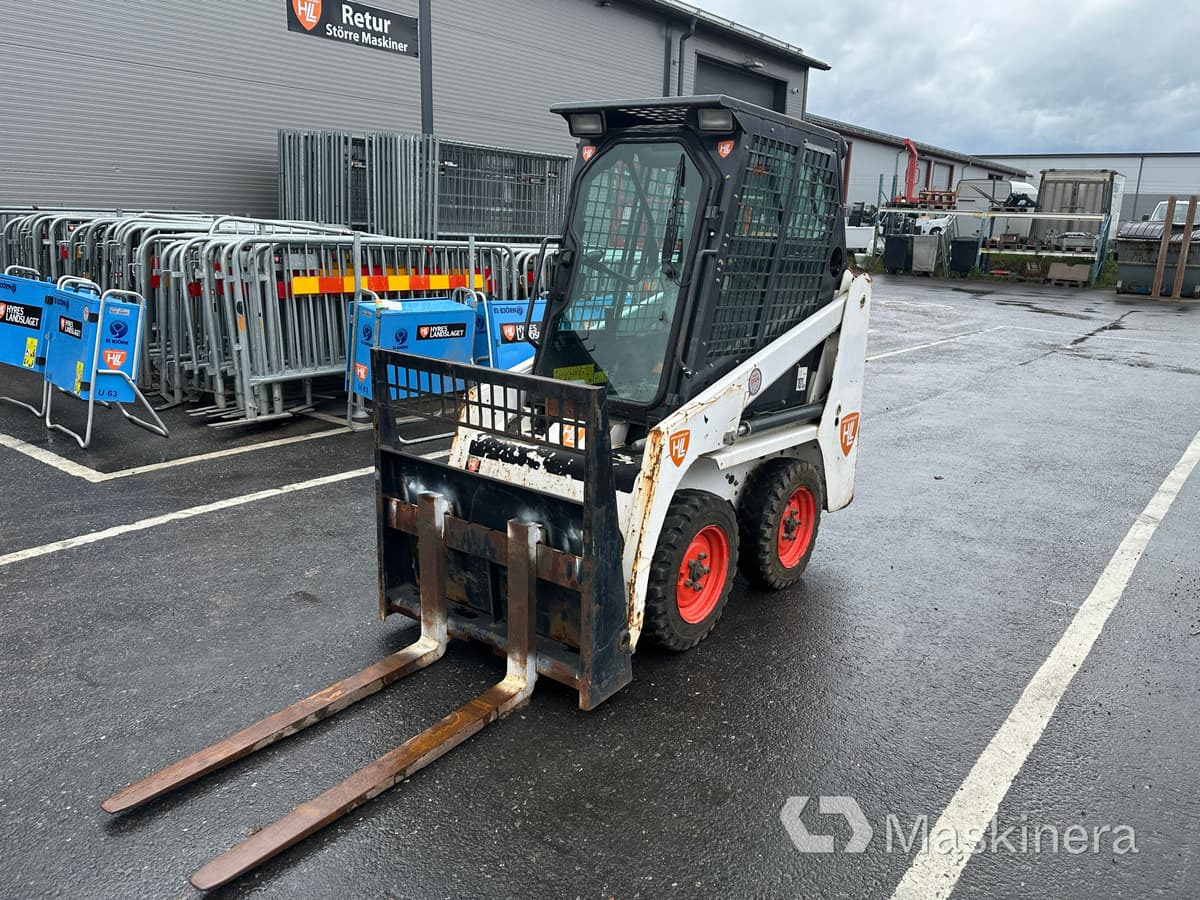 Kompaktlastare BobCat S70 - Mini carregadeira: foto 1 Kompaktlastare BobCat S70 - Mini carregadeira: foto 1