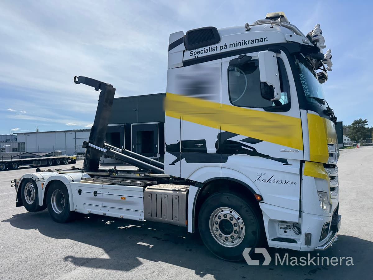 Lastväxlare Mercedes-Benz Actros - Caminhão polibenne: foto 4 Lastväxlare Mercedes-Benz Actros - Caminhão polibenne: foto 4