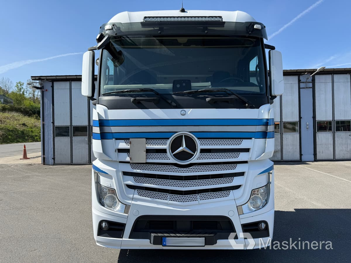 Dragbil Mercedes-Benz Actros 2545 - Máquina de outro: foto 2 Dragbil Mercedes-Benz Actros 2545 - Máquina de outro: foto 2