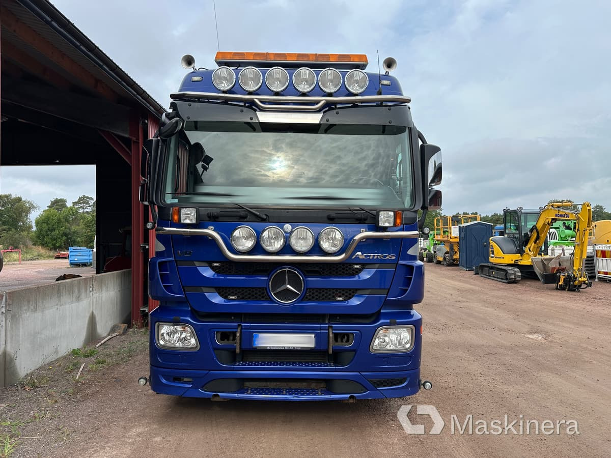 Mercedes Benz 930.24 3260L Krokbil Mercedes Benz 3260L med Cameleont - Caminhão polibenne: foto 2 Mercedes Benz 930.24 3260L Krokbil Mercedes Benz 3260L med Cameleont - Caminhão polibenne: foto 2