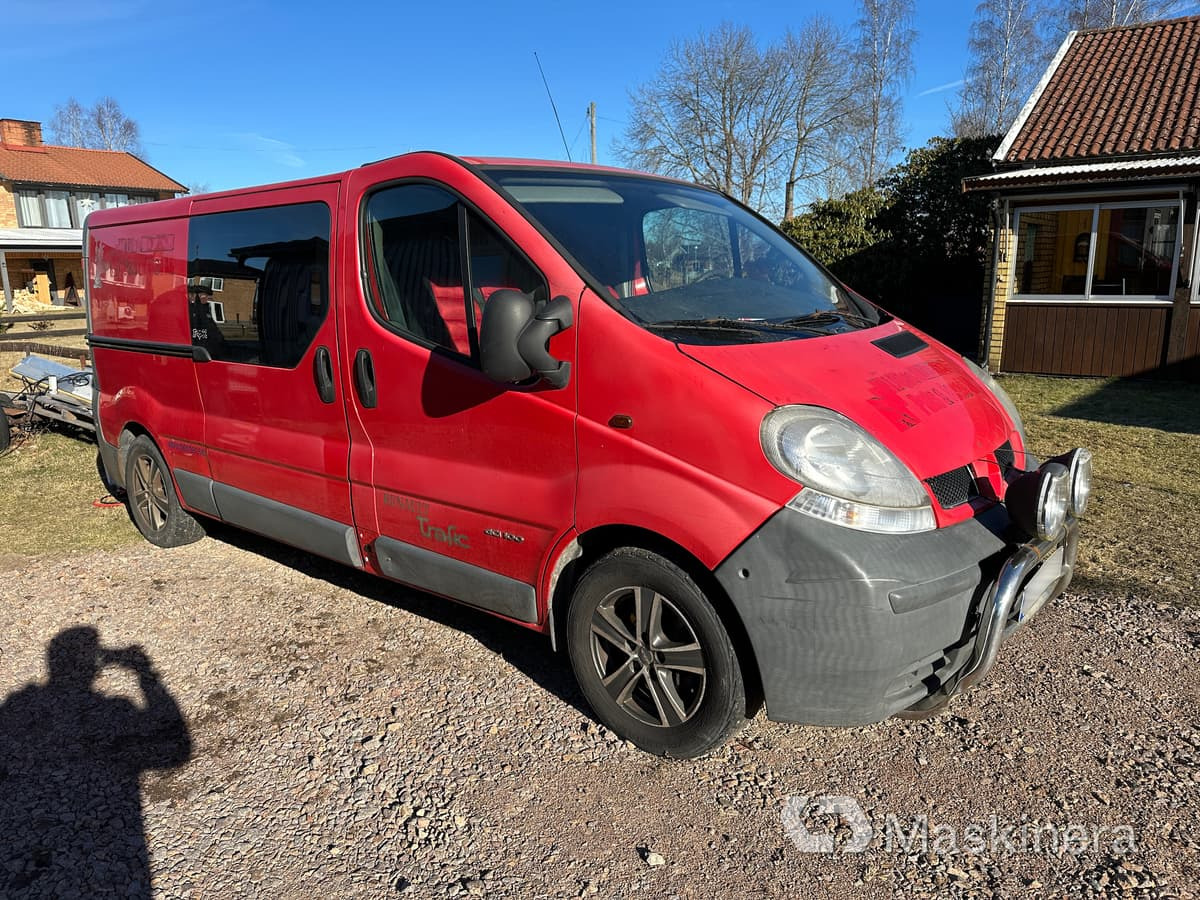 Skåpbil Renault Trafic 1.9 dCi - Furgão: foto 1 Skåpbil Renault Trafic 1.9 dCi - Furgão: foto 1