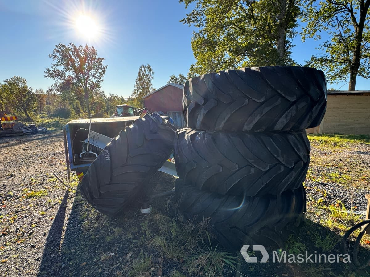 Skogsdäck Nokian Forest King TRS 2+ 600/65-34 - Pneu de Equipamento florestal: foto 2 Skogsdäck Nokian Forest King TRS 2+ 600/65-34 - Pneu de Equipamento florestal: foto 2