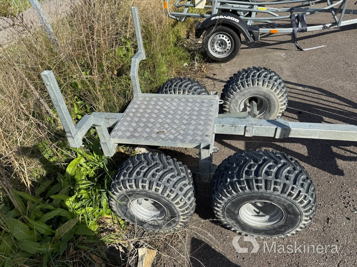 Timmervagn ATV Avestavagnen 1300 kg - Reboque florestal: foto 5 Timmervagn ATV Avestavagnen 1300 kg - Reboque florestal: foto 5