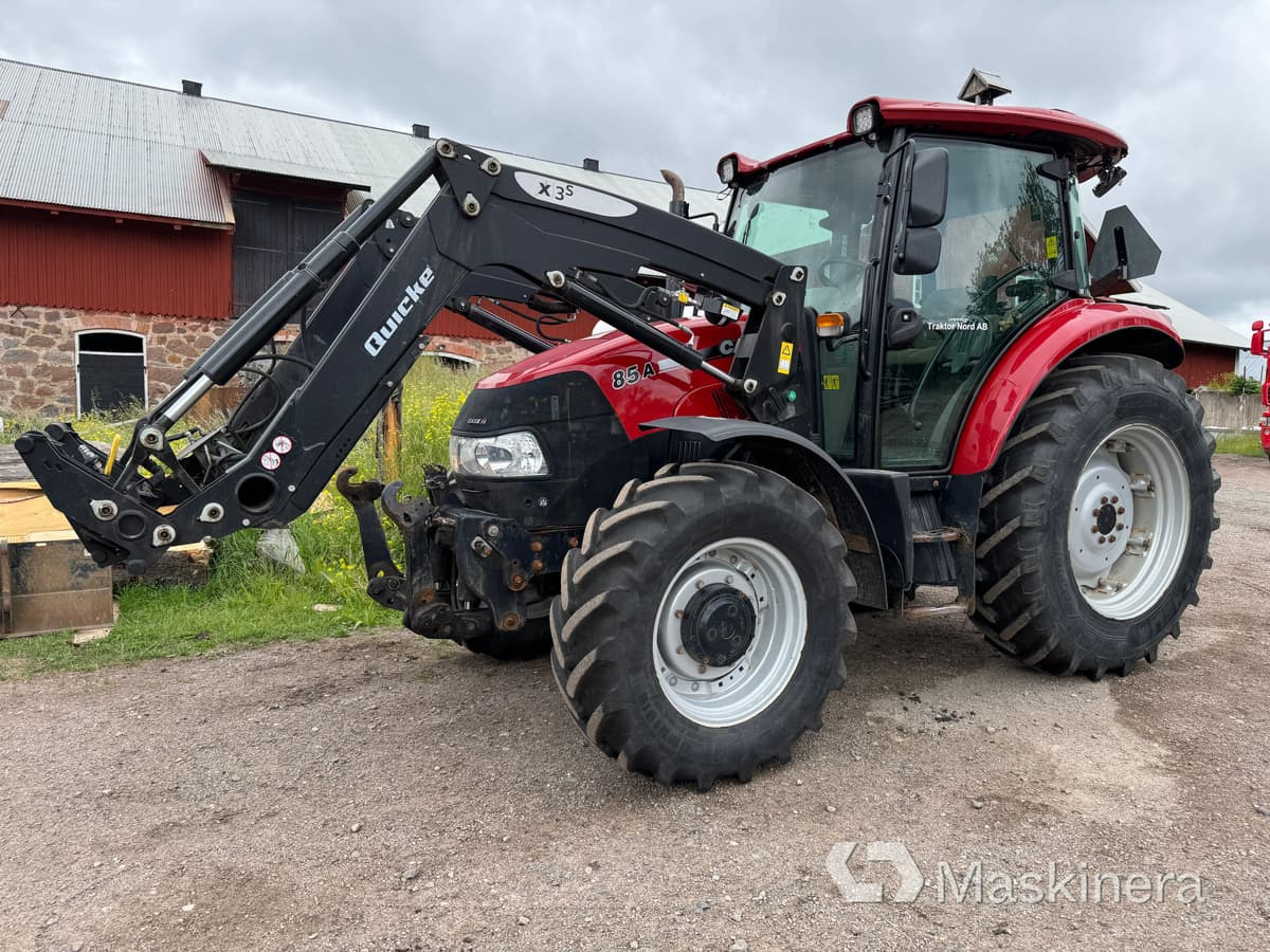 Traktor Case Farmall 85A med lastare - Trator: foto 1 Traktor Case Farmall 85A med lastare - Trator: foto 1