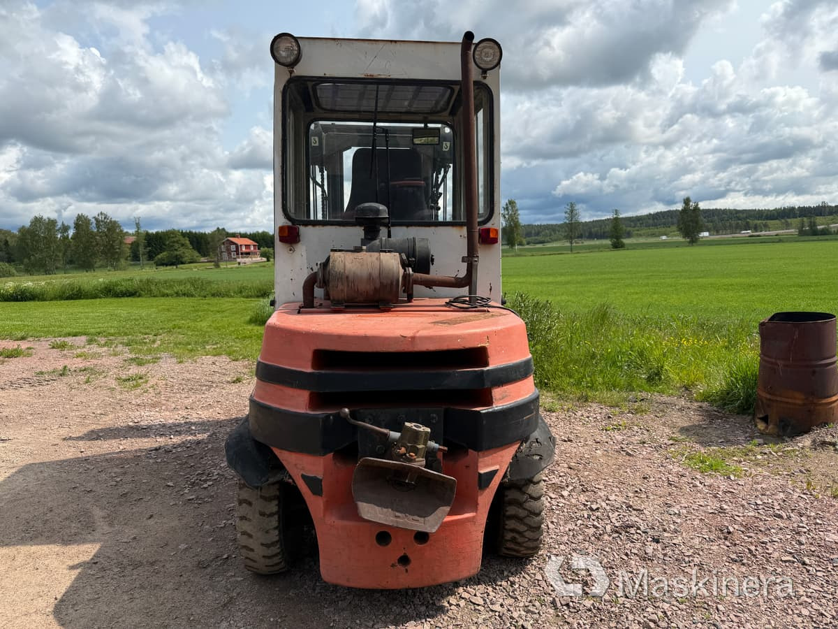 Truck Kalmar LMV 3-600 (repobjekt) - Empilhadeira a diesel: foto 4 Truck Kalmar LMV 3-600 (repobjekt) - Empilhadeira a diesel: foto 4