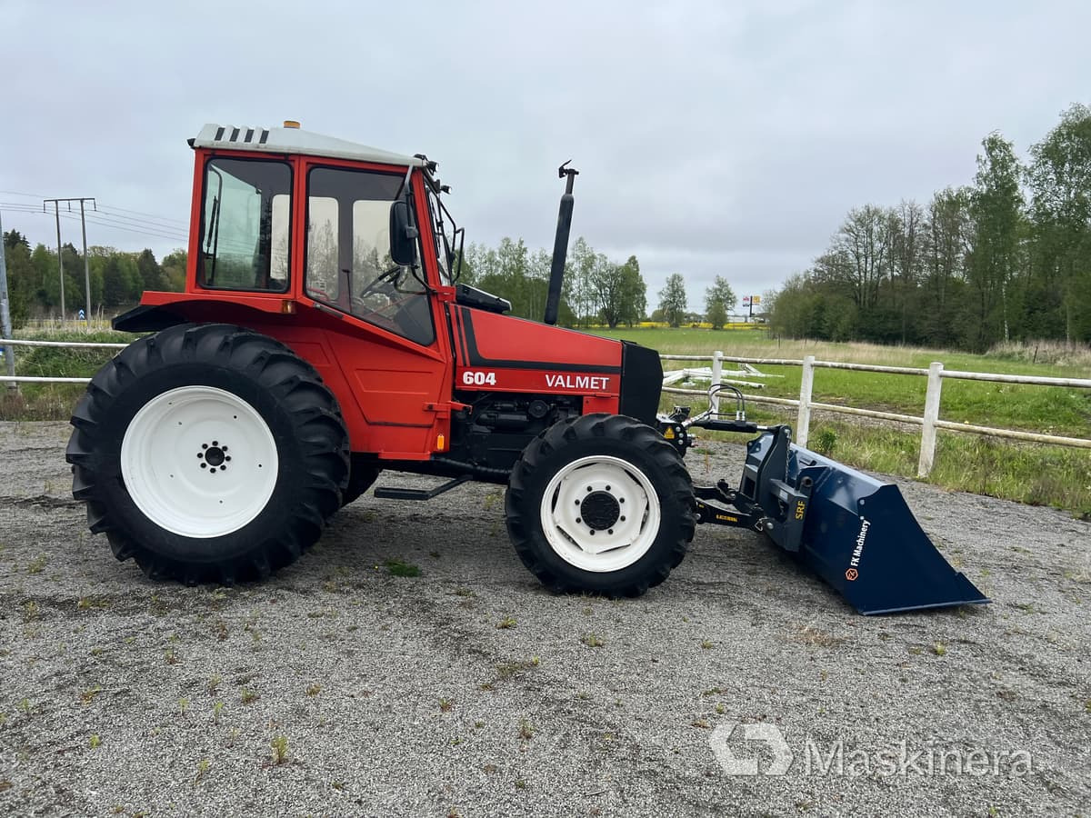 Valmet 604-4 Traktor Valmet 604-4 - Trator: foto 4 Valmet 604-4 Traktor Valmet 604-4 - Trator: foto 4