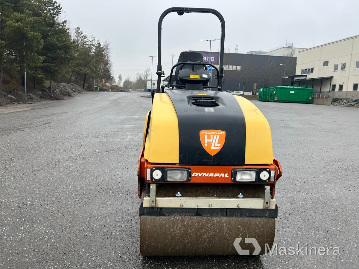 Vält Dynapac CC1100 - Compactador de asfalto: foto 2 Vält Dynapac CC1100 - Compactador de asfalto: foto 2