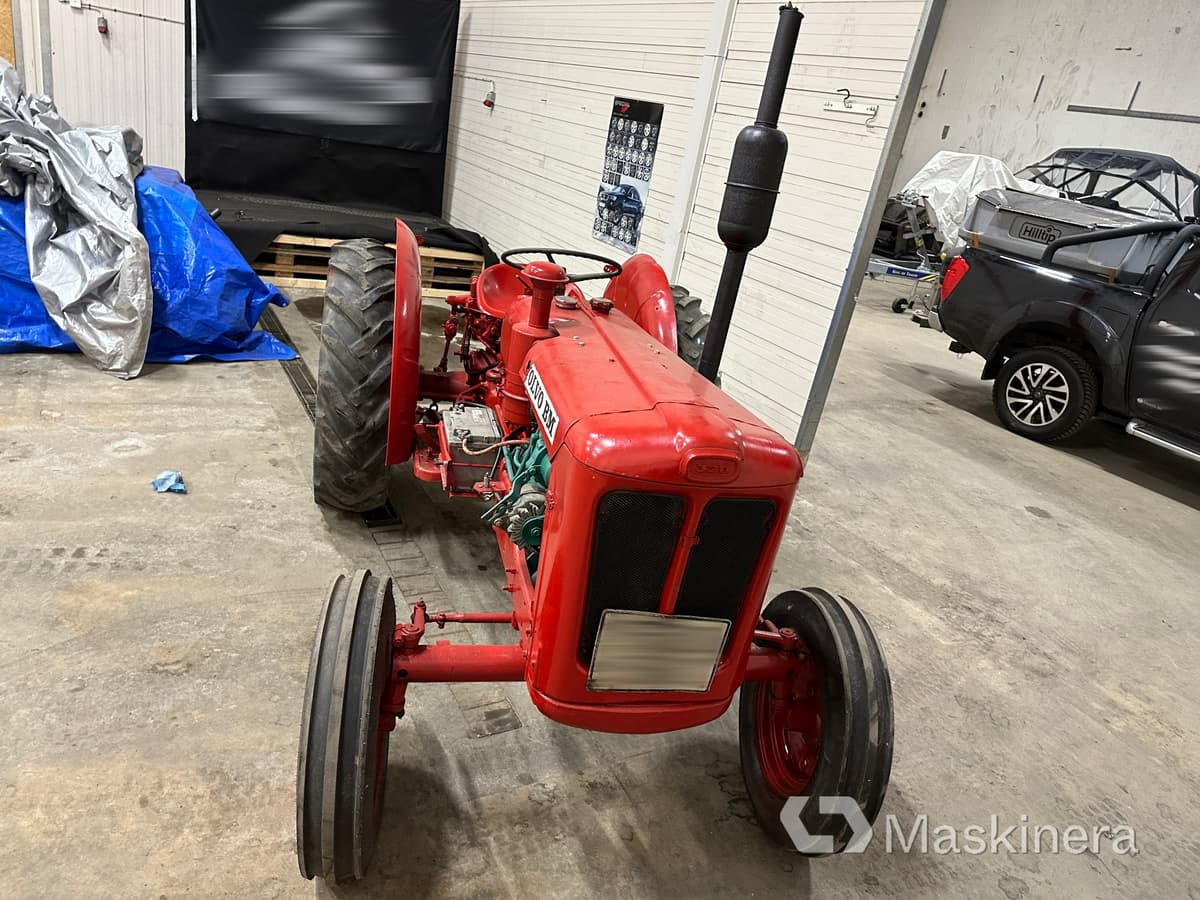 Veterantraktor Volvo BM 320 - Trator: foto 2 Veterantraktor Volvo BM 320 - Trator: foto 2