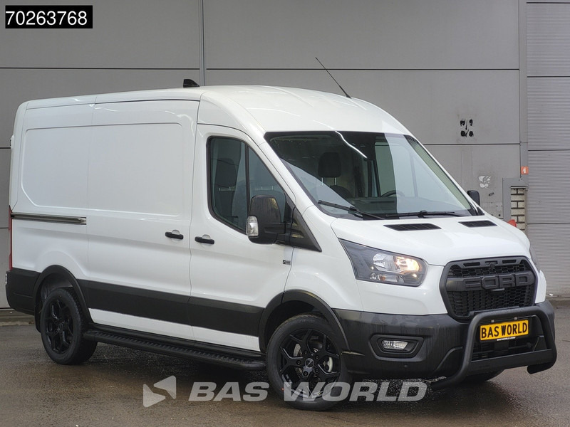 Ford Transit 130pk L2H2 Nieuw! Black Edition Raptor Grill Trekhaak Airco Cruise Camera Parkeersensoren 10m3 Airco Trekhaak Cruise control - Furgão compacto: foto 3 Ford Transit 130pk L2H2 Nieuw! Black Edition Raptor Grill Trekhaak Airco Cruise Camera Parkeersensoren 10m3 Airco Trekhaak Cruise control - Furgão compacto: foto 3