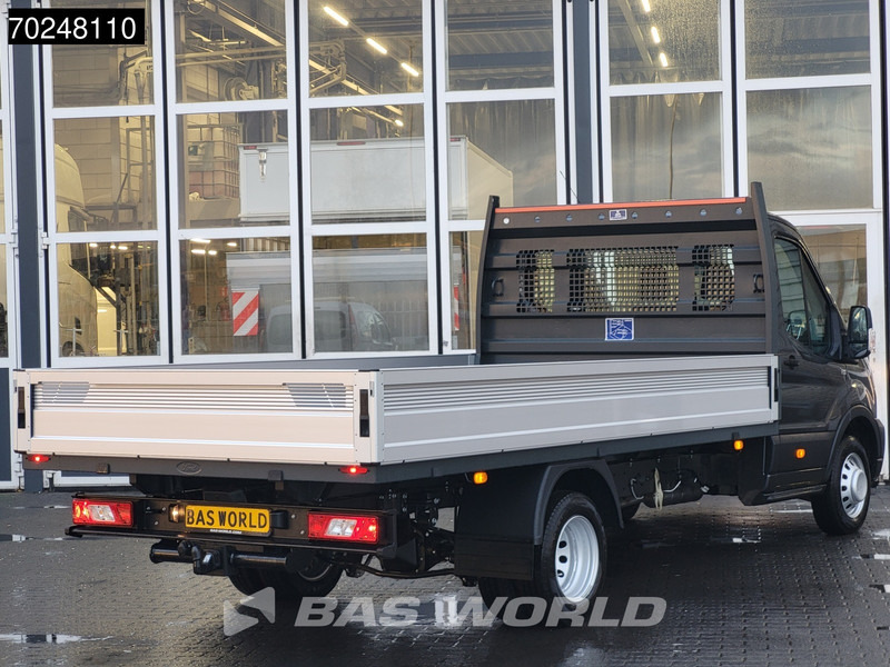 Ford Transit 165pk Open laadbak Dubbellucht Pritsche Trekhaak Airco Cruise Camera Airco Trekhaak Cruise control - Furgão caixa aberta: foto 5 Ford Transit 165pk Open laadbak Dubbellucht Pritsche Trekhaak Airco Cruise Camera Airco Trekhaak Cruise control - Furgão caixa aberta: foto 5