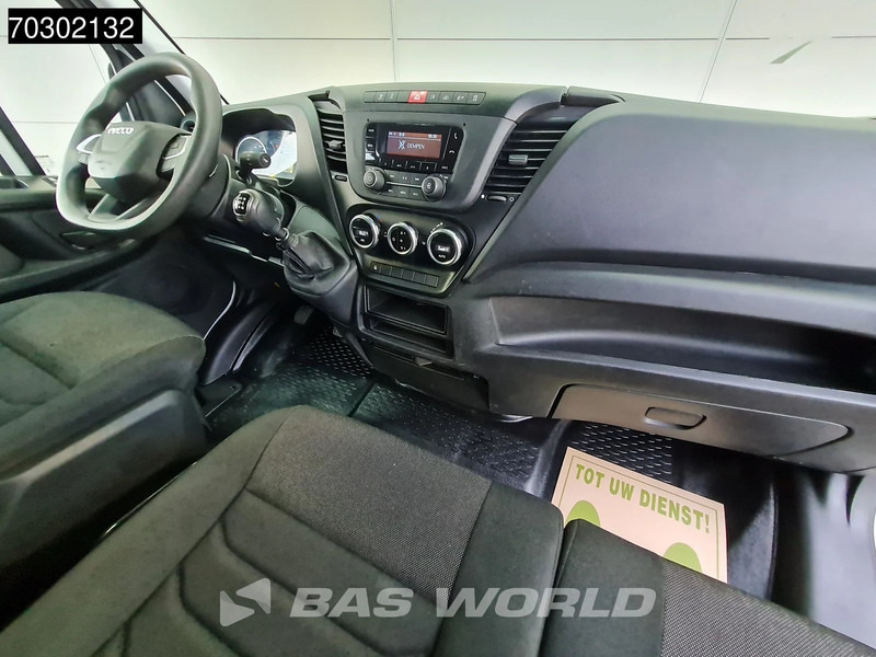 Carrinha de contentor Iveco Daily 35C16 3.0L Laadklep Dubbellucht Bakwagen Airco Cruise D'Hollandia Euro6 Meubelbak Koffer Airco Cruise control: foto 13 Carrinha de contentor Iveco Daily 35C16 3.0L Laadklep Dubbellucht Bakwagen Airco Cruise D'Hollandia Euro6 Meubelbak Koffer Airco Cruise control: foto 13