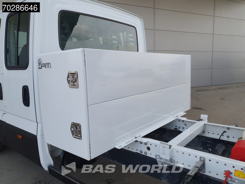 Iveco Daily 35C16 3.0L Open Laadbak met Kist Dubbel Cabine Dubbellucht 3,5t Trekhaak Airco Cruise Euro6 Pritsche Pickup Open Box Airco Trekh - Furgão caixa aberta: foto 3 Iveco Daily 35C16 3.0L Open Laadbak met Kist Dubbel Cabine Dubbellucht 3,5t Trekhaak Airco Cruise Euro6 Pritsche Pickup Open Box Airco Trekh - Furgão caixa aberta: foto 3