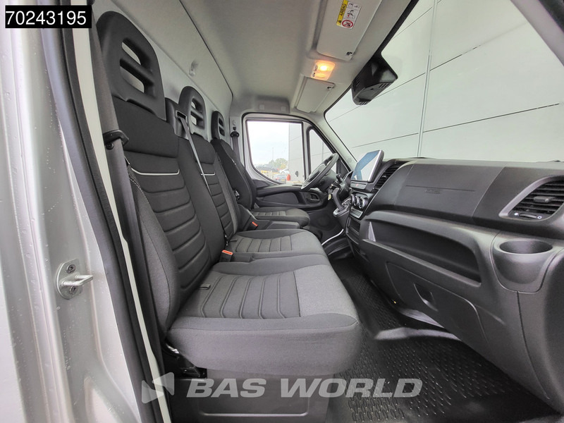 Locação de Iveco Daily 35C18 2025 MODEL Automaat 1000kg Laadklep ACC Navi Airco Zijdeur Bakwagen Meubelbak Koffer 21m3 Airco Iveco Daily 35C18 2025 MODEL Automaat 1000kg Laadklep ACC Navi Airco Zijdeur Bakwagen Meubelbak Koffer 21m3 Airco: foto 14