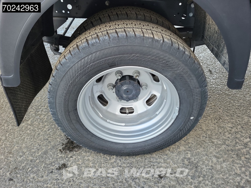 Locação de Iveco Daily 35C18 3.0L Automaat 180PK 2025-Model Open laadbak Dubbel Cabine Navi ACC LED 3,5T Trekvermogen Euro6 Pritsche Pickup Airco Dubbe Iveco Daily 35C18 3.0L Automaat 180PK 2025-Model Open laadbak Dubbel Cabine Navi ACC LED 3,5T Trekvermogen Euro6 Pritsche Pickup Airco Dubbe: foto 7