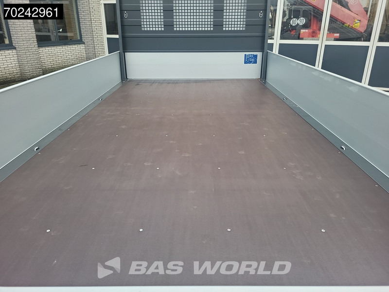 Furgão caixa aberta nuevo Iveco Daily 35C18 3.0L Automaat 180PK 2025-model Dubbel Cabine Open laadbak Navi ACC LED 3,5T Trekvermogen Euro6 Pritsche Pickup Airco Dubbe: foto 6 Furgão caixa aberta nuevo Iveco Daily 35C18 3.0L Automaat 180PK 2025-model Dubbel Cabine Open laadbak Navi ACC LED 3,5T Trekvermogen Euro6 Pritsche Pickup Airco Dubbe: foto 6