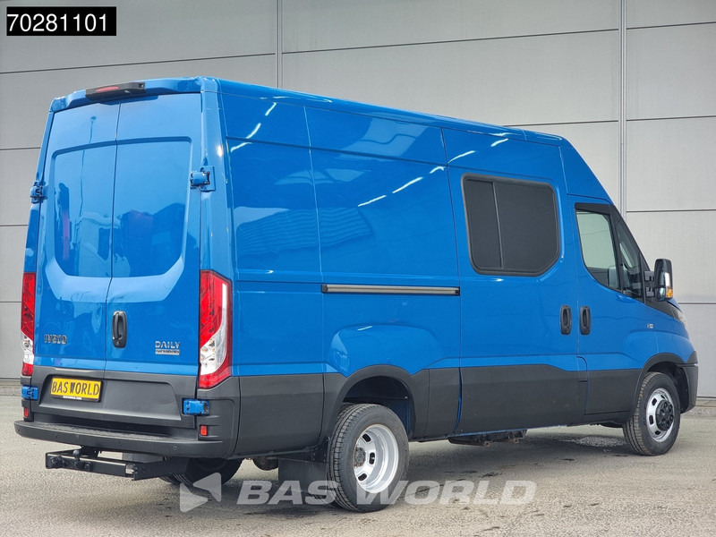 Iveco Daily 35C18 3.0L Automaat Dubbellucht 3,5t Trekhaak Navi Airco Cruise Camera Parkeersensoren L2 11m3 Airco Trekhaak Cruise control - Furgão: foto 5 Iveco Daily 35C18 3.0L Automaat Dubbellucht 3,5t Trekhaak Navi Airco Cruise Camera Parkeersensoren L2 11m3 Airco Trekhaak Cruise control - Furgão: foto 5