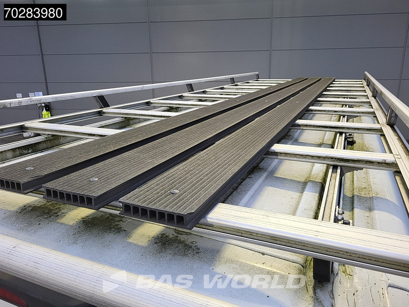 Furgão Iveco Daily 35C18 3.0L Automaat Dubbellucht L3H2 180PK 3,5t Trekhaak Airco Cruise Camera Imperiaal Euro6 L3 16m3 Airco Trekhaak Cruise contr: foto 9