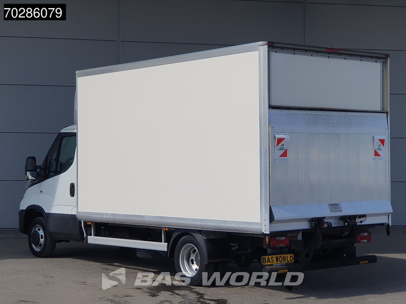 Iveco Daily 35C18 3.0L Automaat Laadklep Zijdeur Bakwagen LED Airco Cruise Euro6 Meubelbak Koffer 20m3 Airco Cruise control - Carrinha de contentor: foto 2 Iveco Daily 35C18 3.0L Automaat Laadklep Zijdeur Bakwagen LED Airco Cruise Euro6 Meubelbak Koffer 20m3 Airco Cruise control - Carrinha de contentor: foto 2