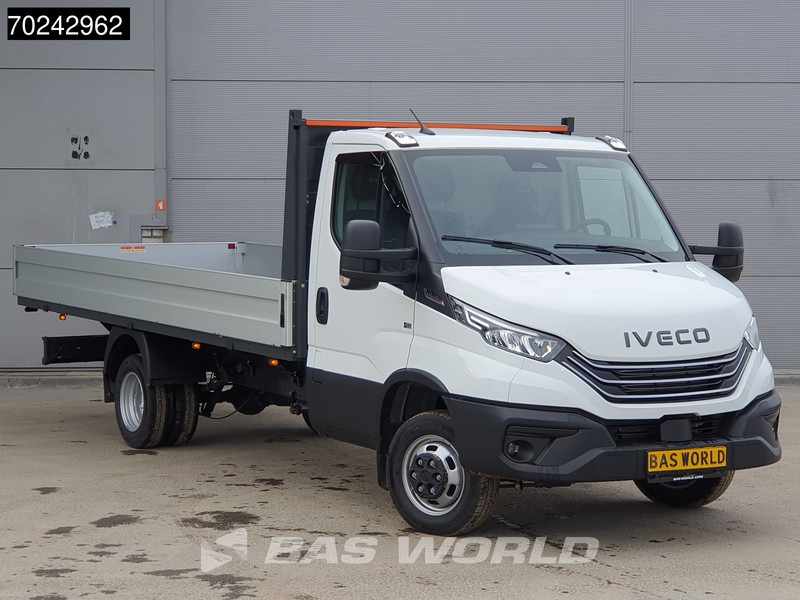 Iveco Daily 35C18 3.0L Automaat Nwe model 2025 Open laadbak Navi ACC LED 3,5T Trekvermogen Pritsche Pickup Airco - Furgão caixa aberta: foto 3 Iveco Daily 35C18 3.0L Automaat Nwe model 2025 Open laadbak Navi ACC LED 3,5T Trekvermogen Pritsche Pickup Airco - Furgão caixa aberta: foto 3