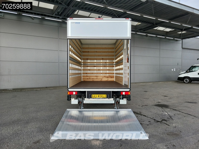Carrinha de contentor nuevo Iveco Daily 35C18 Laadklep Automaat Luchtvering Zijdeur Bakwagen Navi LED Airco Cruise Camera Lat om Lat Euro6 Meubelbak Koffer 22m3 Airco C: foto 6