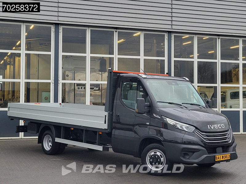 Iveco Daily 35C21 3.0L 210PK 2025model Open laadbak CarPlay ACC LED 3,5T Trekvermogen Pritsche Pickup Airco - Furgão caixa aberta: foto 3 Iveco Daily 35C21 3.0L 210PK 2025model Open laadbak CarPlay ACC LED 3,5T Trekvermogen Pritsche Pickup Airco - Furgão caixa aberta: foto 3