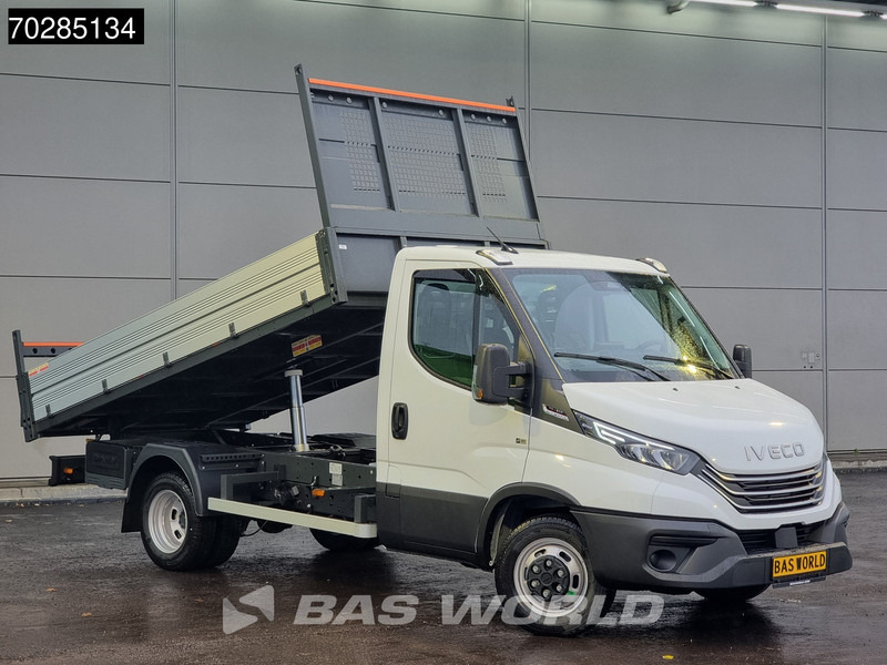 Iveco Daily 35C21 3.0L 210PK Automaat Open Laadbak 2025 model ACC Airco CarPlay Pritsche Pickup Open Box Airco - Furgão caixa aberta: foto 2 Iveco Daily 35C21 3.0L 210PK Automaat Open Laadbak 2025 model ACC Airco CarPlay Pritsche Pickup Open Box Airco - Furgão caixa aberta: foto 2