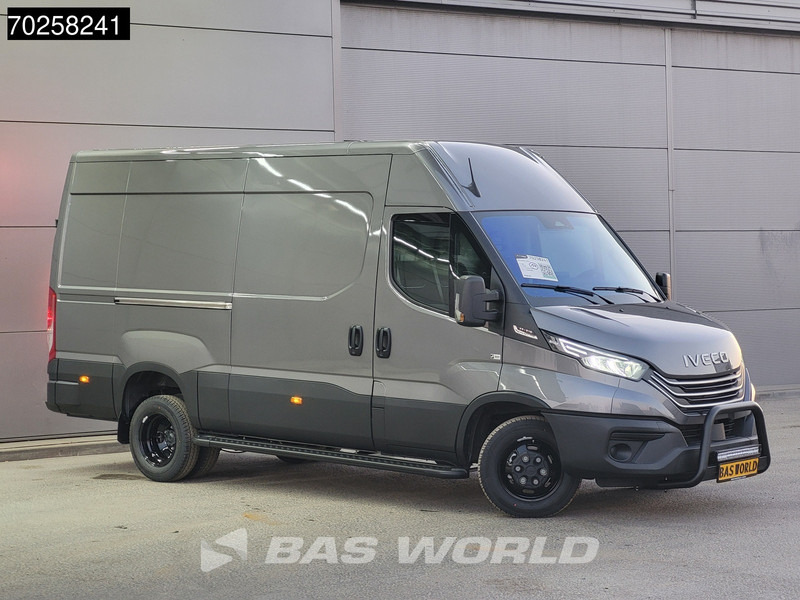 Iveco Daily 35C21 3.0L Automaat 2025model Black Edition L2H2 ACC Camera LED CarPlay Dubbellucht L2 12m3 Airco - Furgão: foto 5 Iveco Daily 35C21 3.0L Automaat 2025model Black Edition L2H2 ACC Camera LED CarPlay Dubbellucht L2 12m3 Airco - Furgão: foto 5