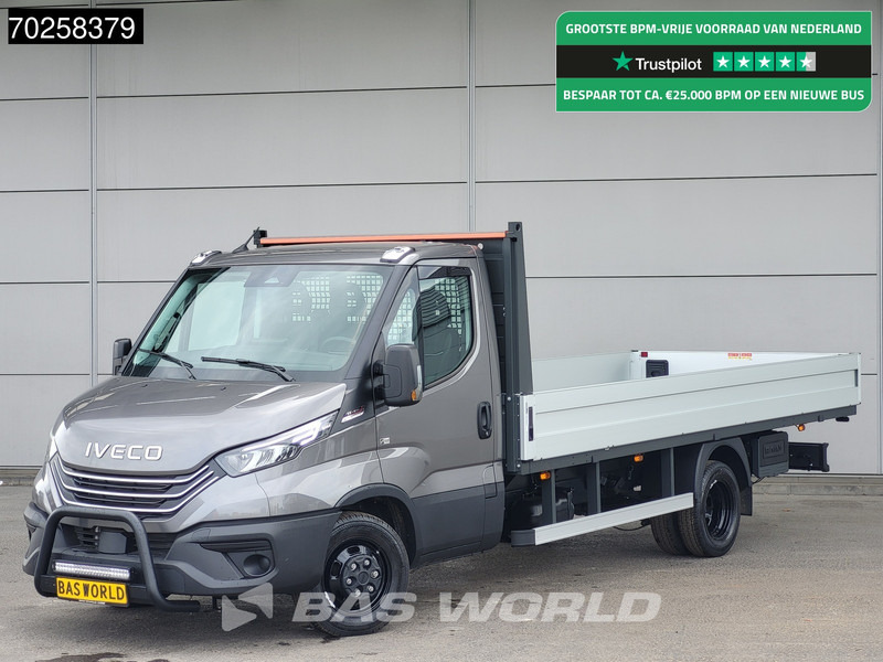 Iveco Daily 35C21 3.0L Black Edition Automaat 210PK 2025-Model Open laadbak Dubbellucht CarPlay ACC LED 3,5T Trekvermogen Euro6 Pritsche Pic - Furgão caixa aberta: foto 1 Iveco Daily 35C21 3.0L Black Edition Automaat 210PK 2025-Model Open laadbak Dubbellucht CarPlay ACC LED 3,5T Trekvermogen Euro6 Pritsche Pic - Furgão caixa aberta: foto 1