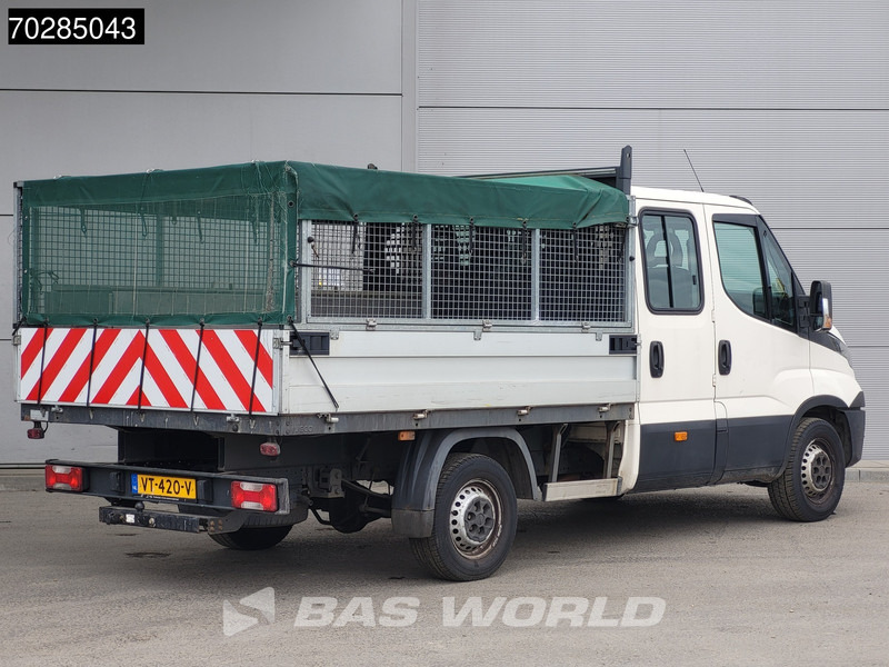 Iveco Daily 35S11 Open Laadbak met Kist Dubbel Cabine 3,5t Trekhaak Airco Pickup Pritsche Open Box Airco Trekhaak - Furgão caixa aberta: foto 5 Iveco Daily 35S11 Open Laadbak met Kist Dubbel Cabine 3,5t Trekhaak Airco Pickup Pritsche Open Box Airco Trekhaak - Furgão caixa aberta: foto 5