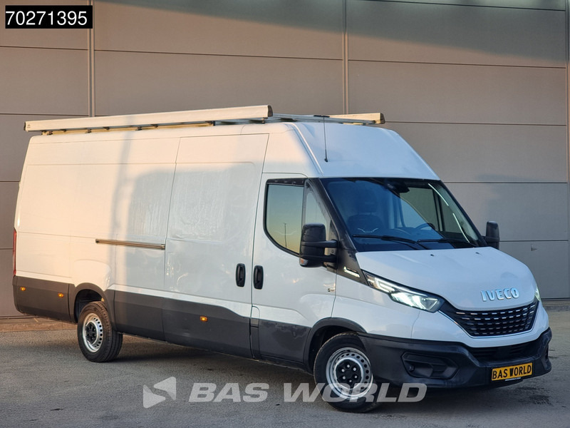 Iveco Daily 35S14 Automaat L3H2 Navi LED 3,5t Trekhaak Imperiaal Camera Airco Cruise L3 16m3 Airco Trekhaak Cruise control - Furgão: foto 3 Iveco Daily 35S14 Automaat L3H2 Navi LED 3,5t Trekhaak Imperiaal Camera Airco Cruise L3 16m3 Airco Trekhaak Cruise control - Furgão: foto 3