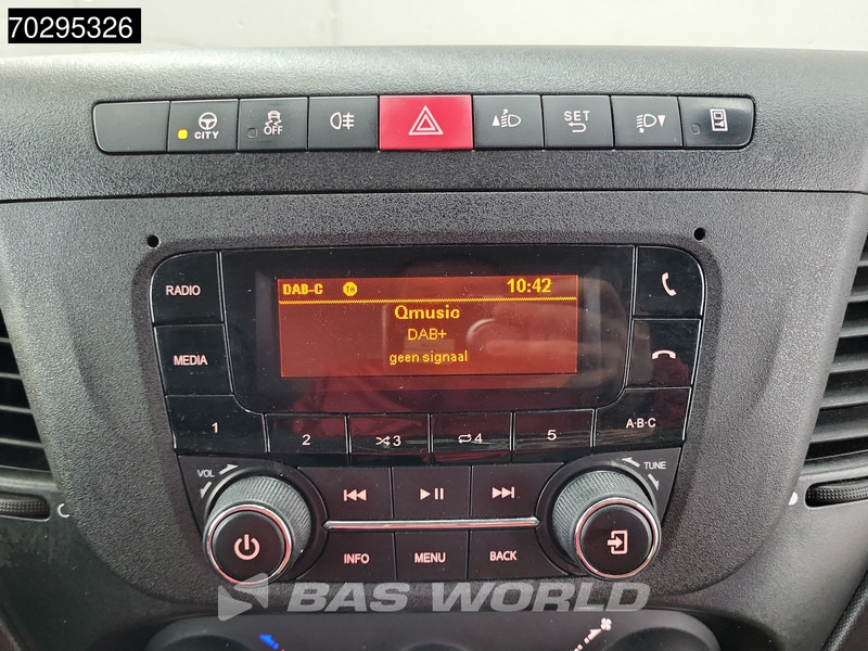Locação de Iveco Daily 35S14 L2H2 Airco Cruise Camera 3,5t Trekgewicht Euro6 L2 12m3 Airco Cruise control Iveco Daily 35S14 L2H2 Airco Cruise Camera 3,5t Trekgewicht Euro6 L2 12m3 Airco Cruise control: foto 13