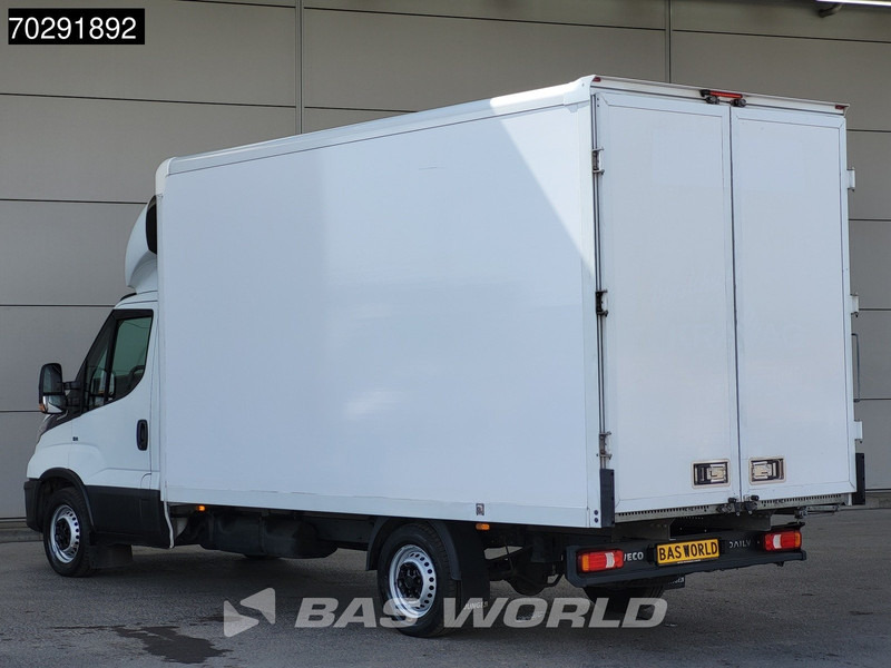 Iveco Daily 35S16 Automaat Bakwagen Achterdeuren 160PK Airco Camera Euro6 Meubelbak Koffer 21m3 Airco - Carrinha de contentor: foto 2 Iveco Daily 35S16 Automaat Bakwagen Achterdeuren 160PK Airco Camera Euro6 Meubelbak Koffer 21m3 Airco - Carrinha de contentor: foto 2