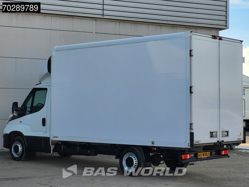 Iveco Daily 35S16 Automaat Bakwagen Achterdeuren 160PK Airco Camera Euro6 Meubelbak Koffer 21m3 Airco - Carrinha de contentor: foto 2 Iveco Daily 35S16 Automaat Bakwagen Achterdeuren 160PK Airco Camera Euro6 Meubelbak Koffer 21m3 Airco - Carrinha de contentor: foto 2