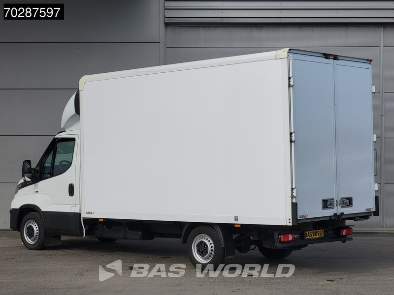 Iveco Daily 35S16 Automaat Bakwagen Achterdeuren Airco Camera Euro6 Meubelbak Koffer 21m3 Airco - Carrinha de contentor: foto 2 Iveco Daily 35S16 Automaat Bakwagen Achterdeuren Airco Camera Euro6 Meubelbak Koffer 21m3 Airco - Carrinha de contentor: foto 2
