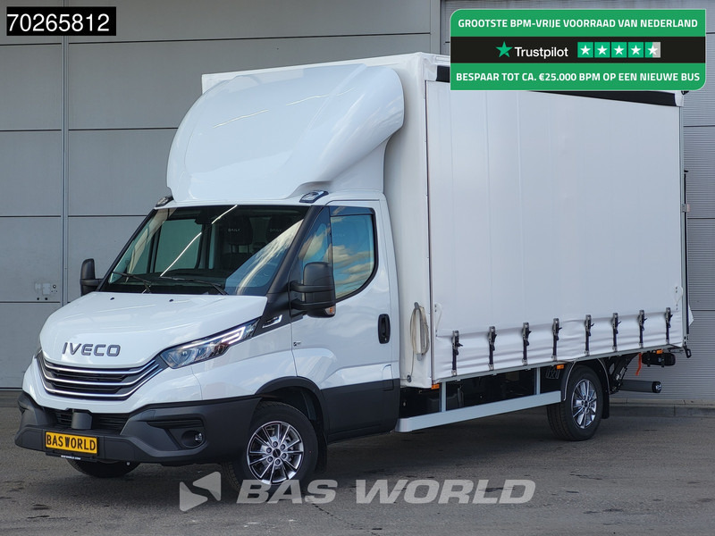 Iveco Daily 35S16 Automaat Schuifzeil Laadklep CarPlay Camera Velgen Cruise Airco Schuifzeilen Bakwagen Zeilen Meubelbak Koffer Airco Cruise - Furgão de toldo: foto 1 Iveco Daily 35S16 Automaat Schuifzeil Laadklep CarPlay Camera Velgen Cruise Airco Schuifzeilen Bakwagen Zeilen Meubelbak Koffer Airco Cruise - Furgão de toldo: foto 1