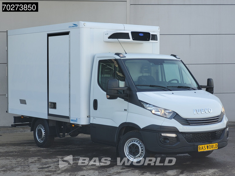 Iveco Daily 35S16 Koelwagen Automaat Carrier Pulsar 400 380V Stekker Airco Cruise Camera Koel Koeler Kühlwagen Kühlkoffer 12m3 Airco Cruise - Carrinha frigorífica: foto 2 Iveco Daily 35S16 Koelwagen Automaat Carrier Pulsar 400 380V Stekker Airco Cruise Camera Koel Koeler Kühlwagen Kühlkoffer 12m3 Airco Cruise - Carrinha frigorífica: foto 2