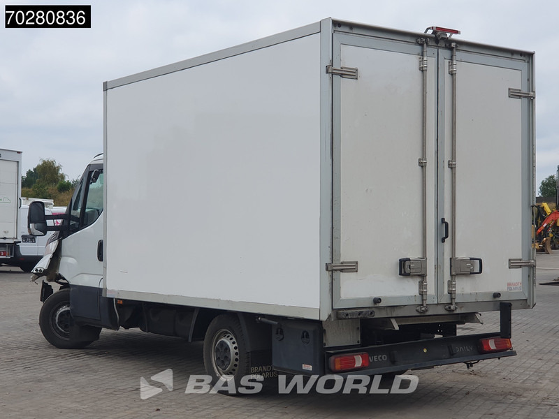 Iveco Daily 35S16 SCHADE! Koelwagen Zijdeur Carrier Xarios Airco Camera Euro6 Koel Koeler Kühl Kühler Kühlwagen Kühlkoffer 13m3 Airco - Carrinha frigorífica: foto 2 Iveco Daily 35S16 SCHADE! Koelwagen Zijdeur Carrier Xarios Airco Camera Euro6 Koel Koeler Kühl Kühler Kühlwagen Kühlkoffer 13m3 Airco - Carrinha frigorífica: foto 2