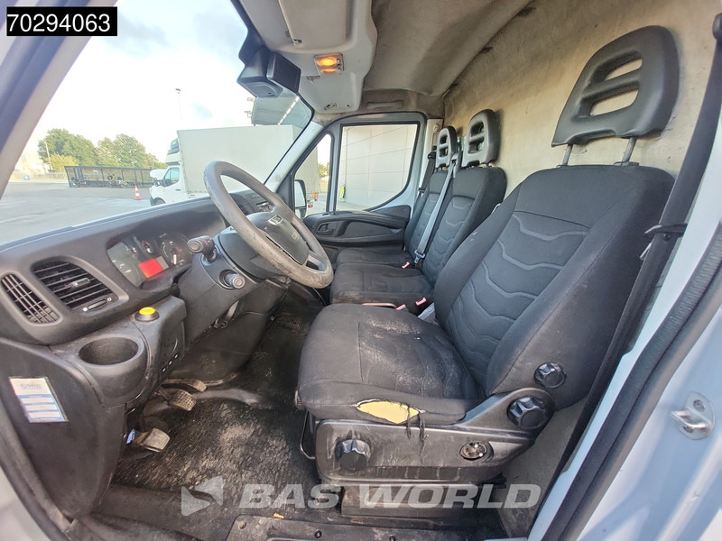Iveco Daily 35S17 3.0L 170PK Airco Cruise Trekhaak L2 3520L 12m3 Airco Trekhaak Cruise control - Furgão: foto 5 Iveco Daily 35S17 3.0L 170PK Airco Cruise Trekhaak L2 3520L 12m3 Airco Trekhaak Cruise control - Furgão: foto 5