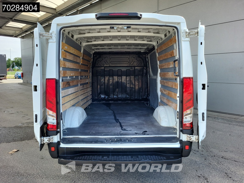 Iveco Daily 35S18 3.0L Automaat 180PK Airco Cruise 3,5t Trekgewicht Euro6 APK 05-2026 9m3 Airco Cruise control - Furgão: foto 3 Iveco Daily 35S18 3.0L Automaat 180PK Airco Cruise 3,5t Trekgewicht Euro6 APK 05-2026 9m3 Airco Cruise control - Furgão: foto 3