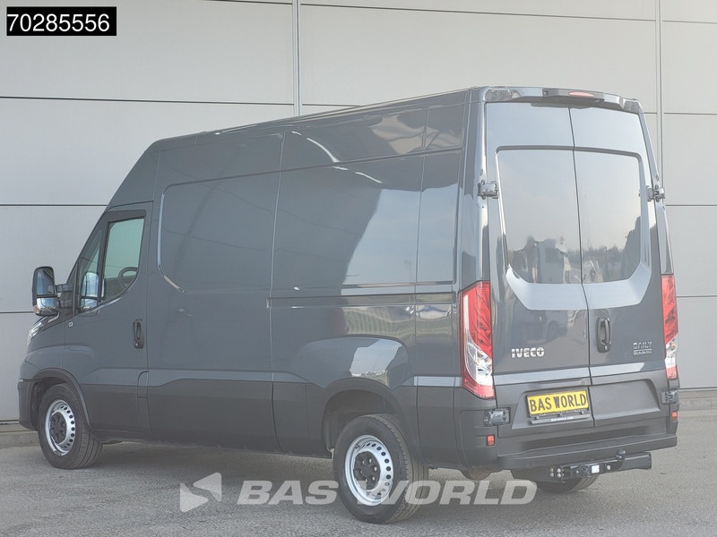 Iveco Daily 35S18 3.0L Automaat L2H2 3,5t Trekhaak LED Navi Airco Cruise Camera Euro6 L2 11m3 Airco Trekhaak Cruise control - Furgão: foto 2 Iveco Daily 35S18 3.0L Automaat L2H2 3,5t Trekhaak LED Navi Airco Cruise Camera Euro6 L2 11m3 Airco Trekhaak Cruise control - Furgão: foto 2