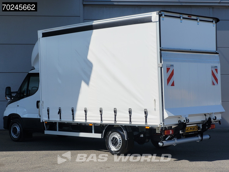 Iveco Daily 35S18 3.0L Laadklep Schuifzeilen Airco Cruise Bakwagen Meubelbak Zeilenwagen Schuifzeil Plane 22m3 Airco Cruise control - Furgão de toldo: foto 2 Iveco Daily 35S18 3.0L Laadklep Schuifzeilen Airco Cruise Bakwagen Meubelbak Zeilenwagen Schuifzeil Plane 22m3 Airco Cruise control - Furgão de toldo: foto 2