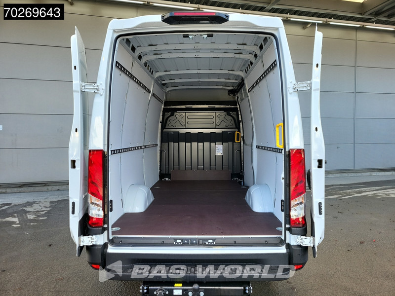 Iveco Daily 35S21 3.0L Automaat Black Edition 2025 model L2H2 Trekhaak Tacho ACC LED CarPlay Velgen Camera 12m3 Airco Trekhaak - Furgão: foto 3 Iveco Daily 35S21 3.0L Automaat Black Edition 2025 model L2H2 Trekhaak Tacho ACC LED CarPlay Velgen Camera 12m3 Airco Trekhaak - Furgão: foto 3
