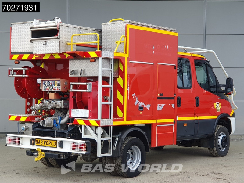 Iveco Daily 70C17 4x4 Achleitner Firetruck Brandweerwagen AWD Allrad Camper 1200liter Airco Dubbel cabine Trekhaak Cruise control - Ambulância: foto 5 Iveco Daily 70C17 4x4 Achleitner Firetruck Brandweerwagen AWD Allrad Camper 1200liter Airco Dubbel cabine Trekhaak Cruise control - Ambulância: foto 5