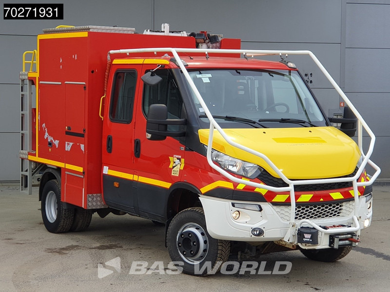 Iveco Daily 70C17 4x4 Achleitner Firetruck Brandweerwagen AWD Allrad Camper 1200liter Airco Dubbel cabine Trekhaak Cruise control - Ambulância: foto 3 Iveco Daily 70C17 4x4 Achleitner Firetruck Brandweerwagen AWD Allrad Camper 1200liter Airco Dubbel cabine Trekhaak Cruise control - Ambulância: foto 3