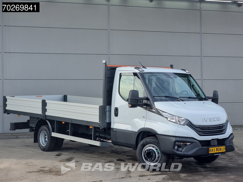Iveco Daily 70C18 3.0L Automaat 525cm Open laadbak XXL Trekhaak ACC Navi Airco Pickup Pritsche Airco Trekhaak - Furgão caixa aberta: foto 3 Iveco Daily 70C18 3.0L Automaat 525cm Open laadbak XXL Trekhaak ACC Navi Airco Pickup Pritsche Airco Trekhaak - Furgão caixa aberta: foto 3