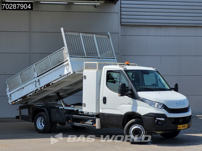 Iveco Daily 72C18 3.0L Open Laadbak Dubbellucht 3,5t Trekhaak Airco Cruise Euro6 Pritsche Pickup Open Box 7m3 Airco Trekhaak Cruise control - Furgão caixa aberta: foto 3 Iveco Daily 72C18 3.0L Open Laadbak Dubbellucht 3,5t Trekhaak Airco Cruise Euro6 Pritsche Pickup Open Box 7m3 Airco Trekhaak Cruise control - Furgão caixa aberta: foto 3