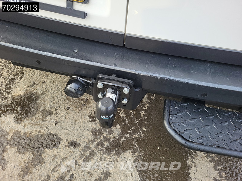 Locação de MAN TGE 3.180 Automaat 180PK L3H3 Trekhaak Airco Cruise Camera Parkeersensoren Euro6 L2H2 Airco Trekhaak Cruise control MAN TGE 3.180 Automaat 180PK L3H3 Trekhaak Airco Cruise Camera Parkeersensoren Euro6 L2H2 Airco Trekhaak Cruise control: foto 9